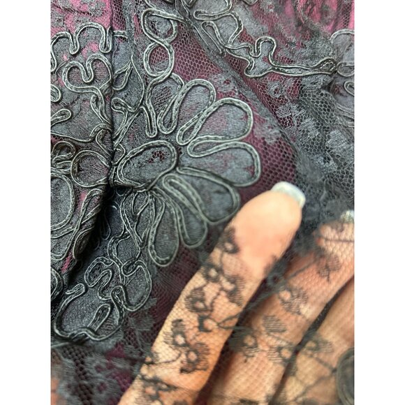 Vintage 50' s 60's Black Lace Overlay Burgundy Whimsygoth Crepey Delicate Floral - Picture 8 of 16